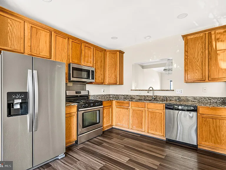 12351 Penzance Ln — Photo 9