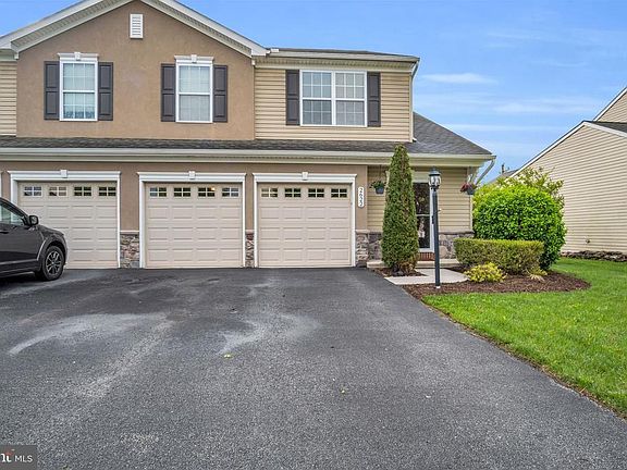 3rd image of 2622 Brownstone Dr