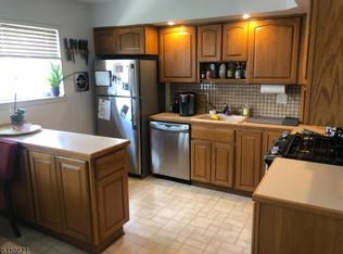 1295B Valley Rd #56, Wayne, NJ 07470