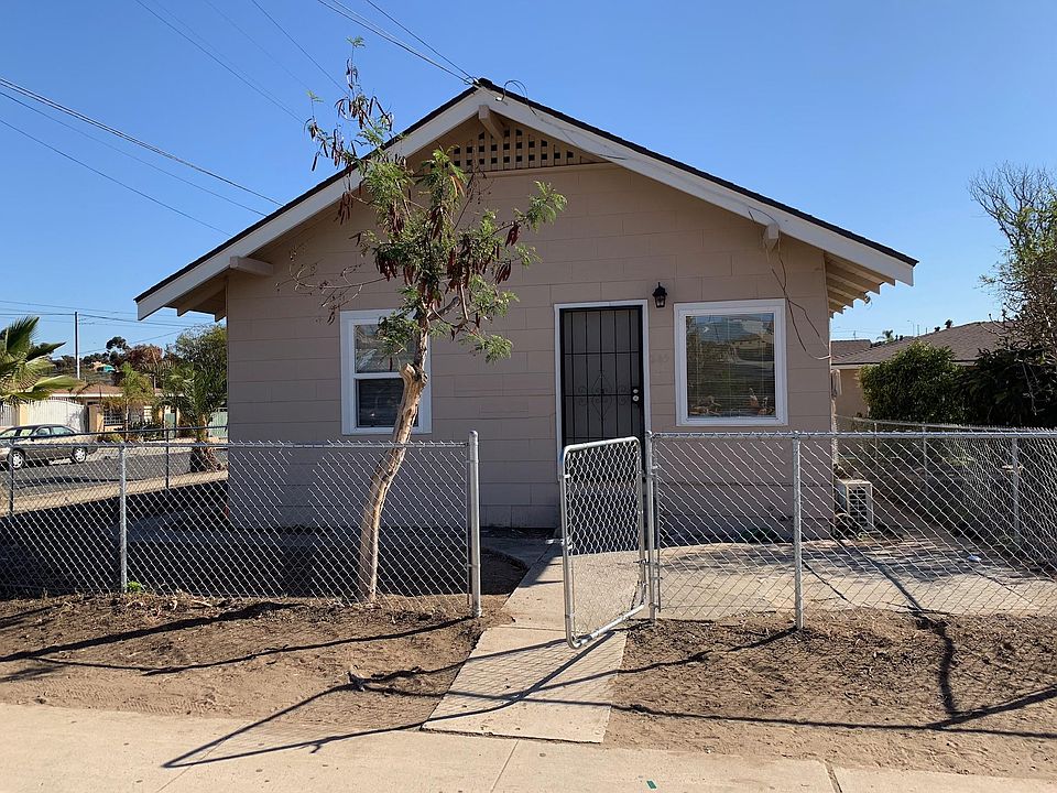 1st image of 235 33rd St