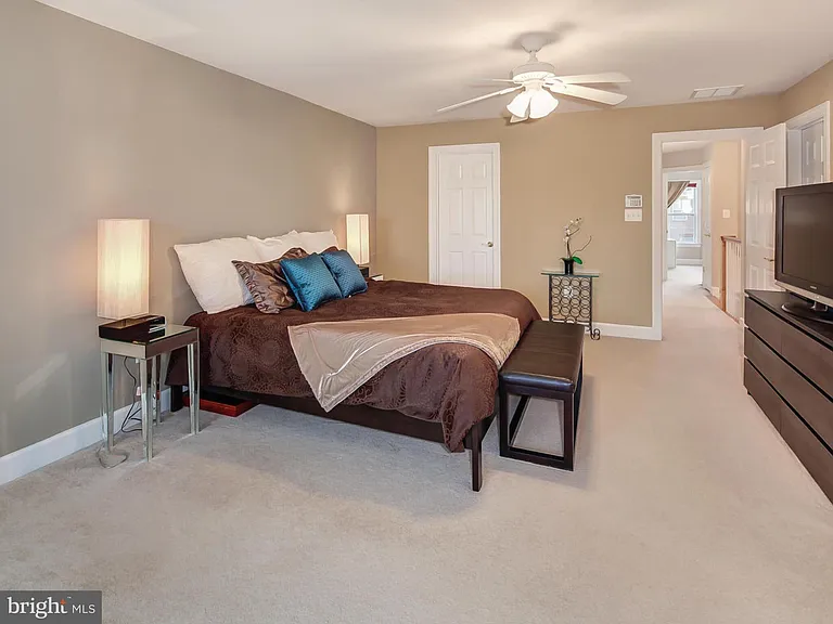 2958 Thompson Park Ln — Photo 19