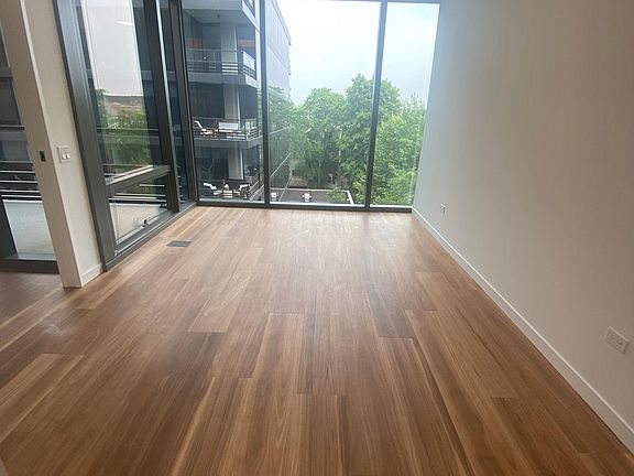 5th image of 3524 N Broadway St #303