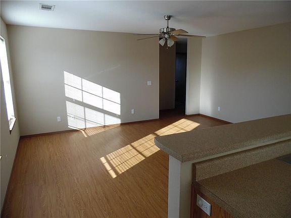 4th image of 4302 Chapelstone Ave #2