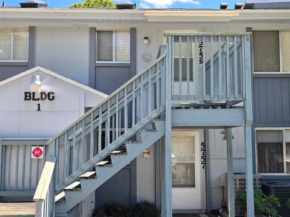 5759 Deer Run Dr #1-F, Fort Pierce, FL 34951