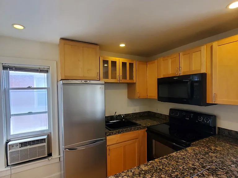 402 Maxwell Ave #3 — Photo 14