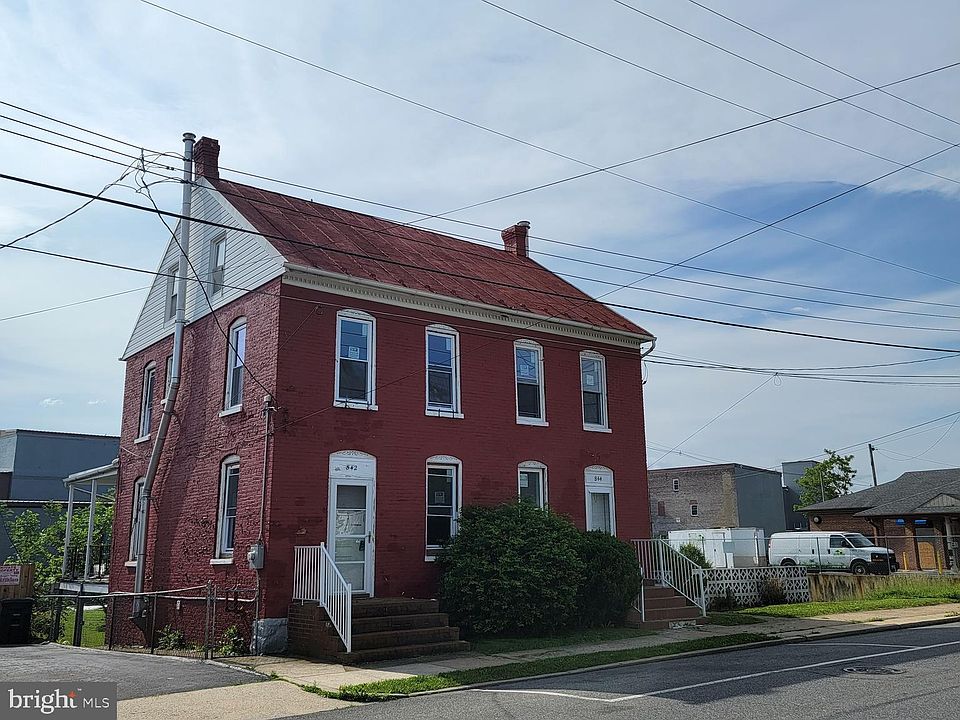 1st image of 842-844 S Potomac St