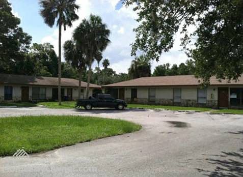 1st image of 605 NE 10th St