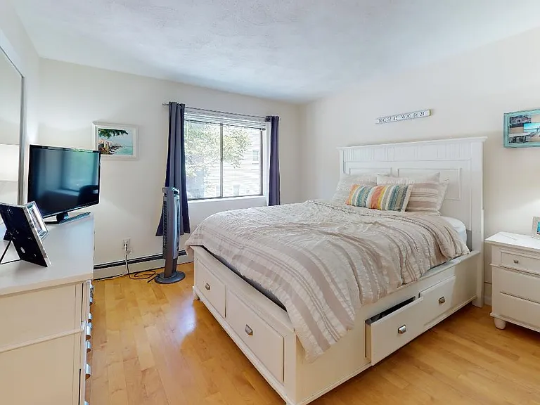 84 Grant St #9 — Photo 5