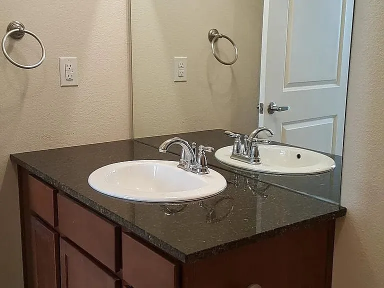 301 Inverness Way S — Photo 34