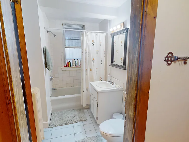 75 Nottinghill Rd #2A — Photo 7