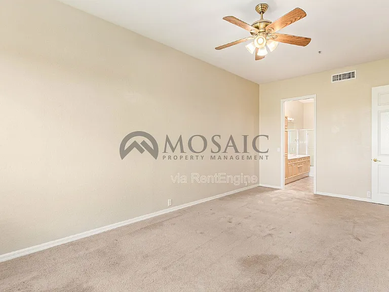3800 S Cantabria Cir #1065 — Photo 19