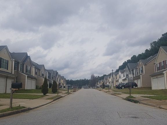 5th image of 7395 Garnet Dr