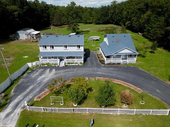 8410 W Newburg Rd, Carleton, MI 48117