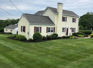 8104 Clough Rd, Cincinnati, OH 45244