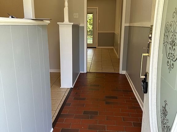 2nd image of 422 Hardee Dr