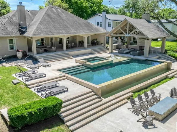 602 Woodlake Dr, Mc Queeney, TX 78123