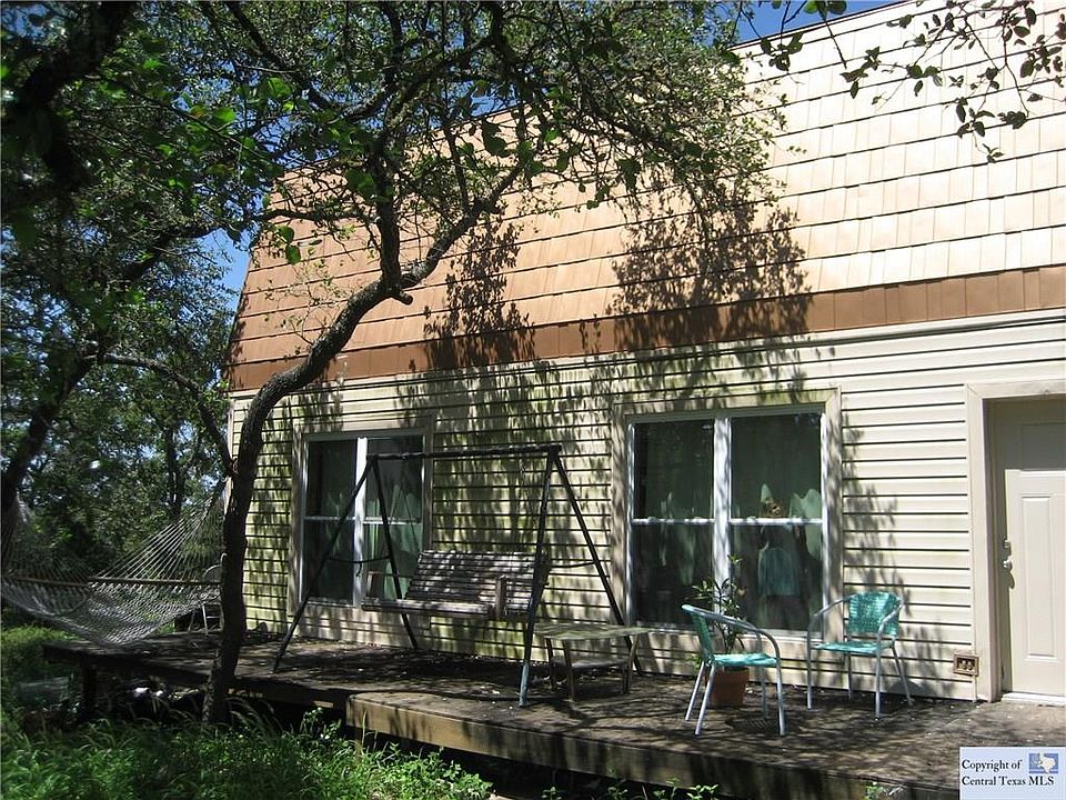 1st image of 28330 Oak Creek Dr