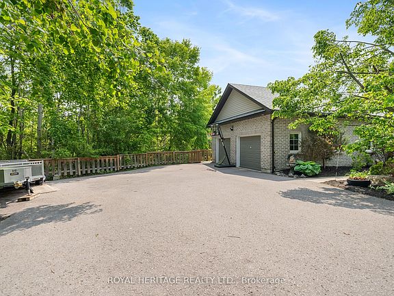 5th image of 141 Shanagarry Dr