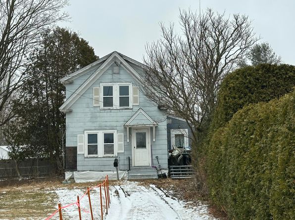 64 Pearce Avenue, Houlton, ME 04730