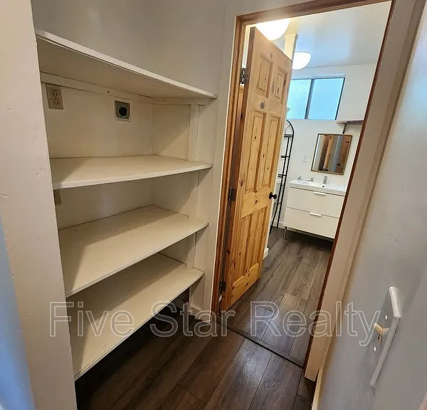 12896 Rices Crossing Rd #COTTAGE — Photo 16