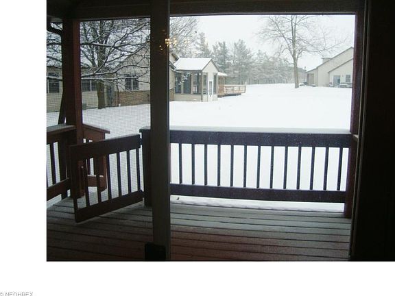 4th image of 5703 Gateway Ln #902