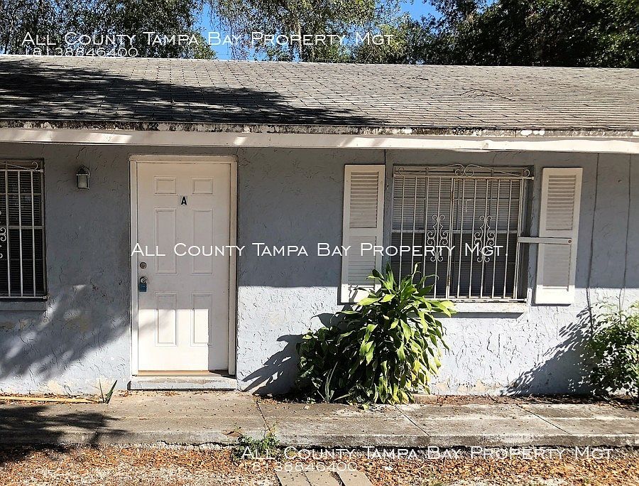 1st image of 404 W Columbus Dr