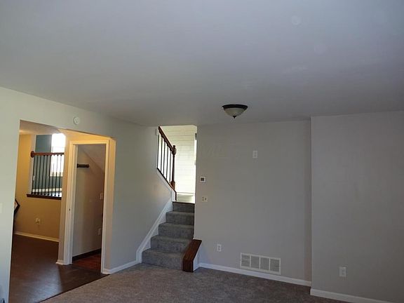 3rd image of 5591 Buxley Dr