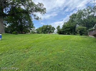 6215 Willismore Dr, Louisville, KY 40272