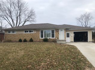 546 W 2nd St, Trenton, IL 62293