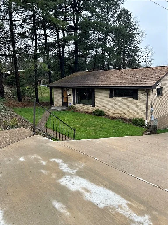 3710 Greensburg Pike photo 1