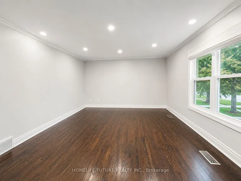 368 Elmridge St #MAIN — Photo 9