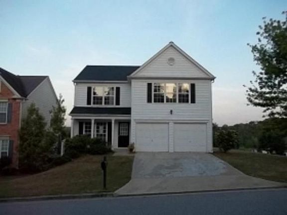 2nd image of 166 Wallnut Hall Cir