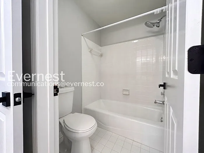 4706 Woodlawn Ct NE — Photo 25