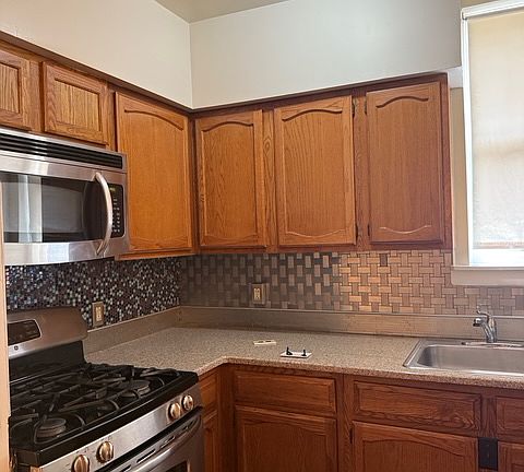 4th image of 2122 N 18th St APT 1