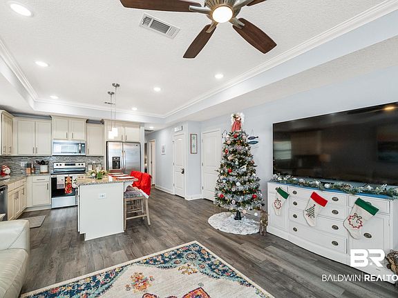 3rd image of 3114 Pine Wood Cir