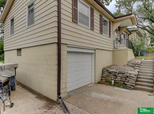 3616 S 89th St, Omaha, NE 68124
