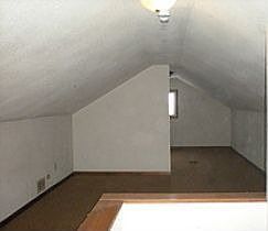 5th image of 2958 Knox Ave N