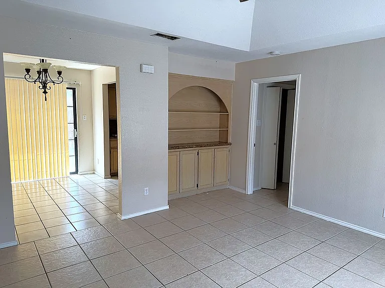 716 Mynah Ave #1 — Photo 14