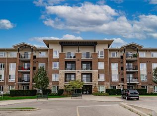 67 Kingsbury Sq #411, Guelph, ON N1L0L3