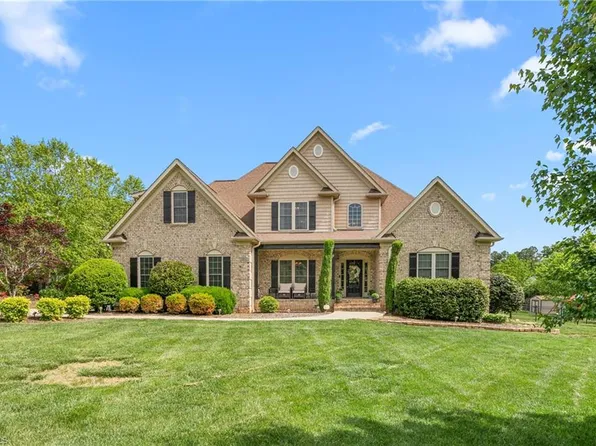 3303 Tanner Ct, Summerfield, NC 27358