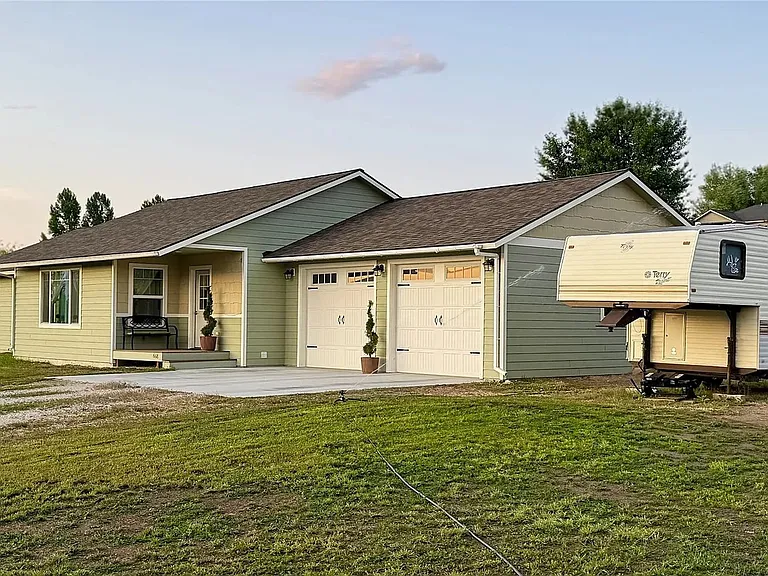 668 Winding Creek Trl — Photo 3