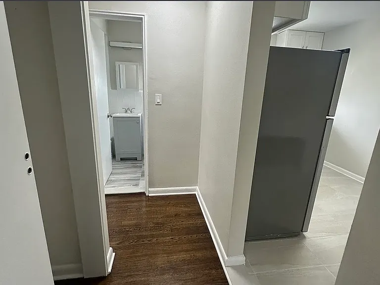210 Broad Ave #3B — Photo 8