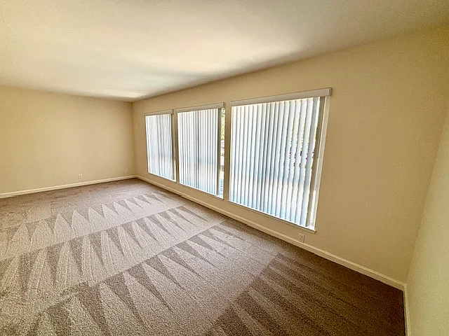4680 Hamilton Ave — Photo 23