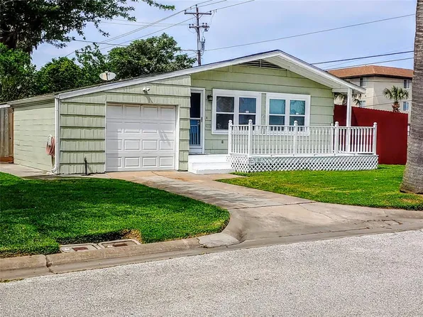 102 Whiting Ave, Galveston, TX 77550