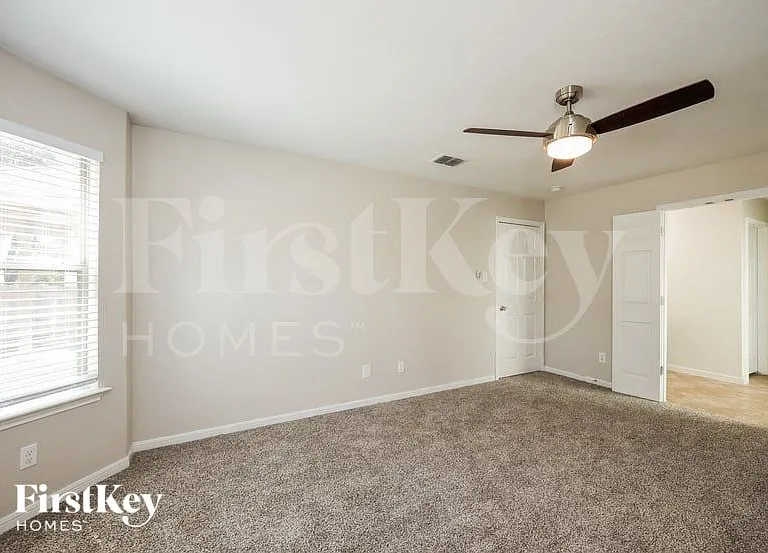 10711 Ranchland Fox — Photo 8