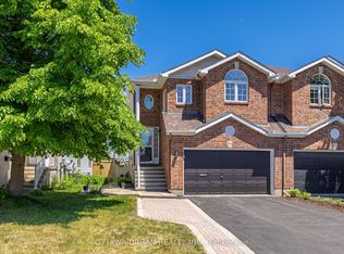 127 Castle Glen Cres, Ottawa, ON K2L 4G9