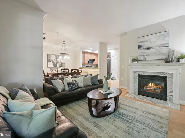 501 King Farm Blvd APT 103, Rockville, MD 20850