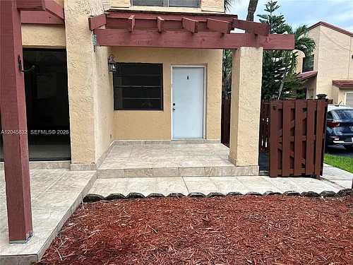 301 W Park Dr #101-11 Photo 1