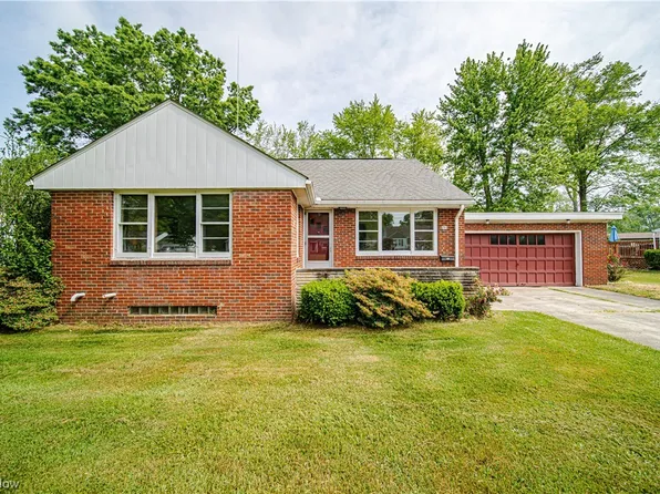 781 Eastwood St, Geneva, OH 44041