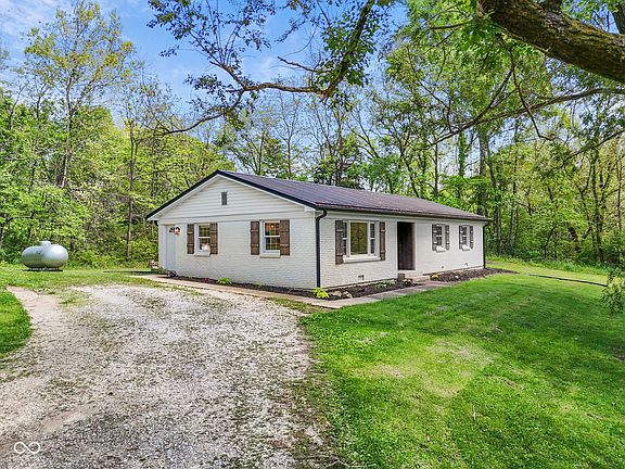 4th image of 4489 S Vansickle Ln